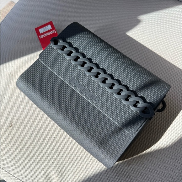 Havaianas Handbags - Havaianas Charcoal Gray Men's Messenger Bag